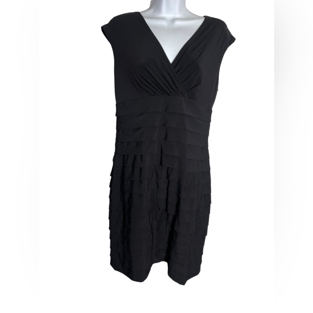 Ralph Lauren Dress size 8 classic black cocktail dress PERFECT 🖤🖤🖤
